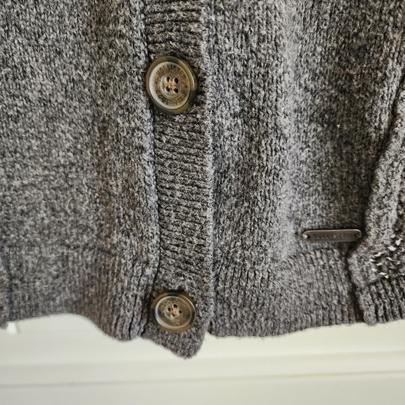 Hollister Grey Knit Sweater Size Small - Picture 4 of 11